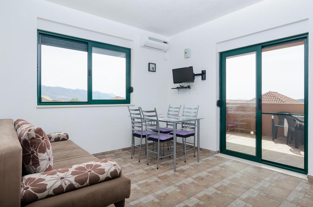 Apartments Leo Orebic Luaran gambar